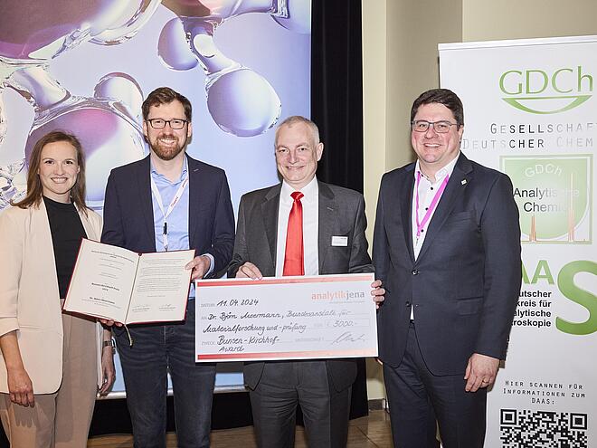 Bunsen-Kirchhoff-Preis 2024 geht an Dr. Björn Meermann (BAM)
